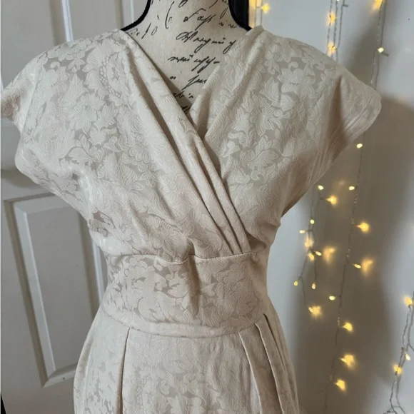 Vivien of Holloway dress - Picture 2 of 4